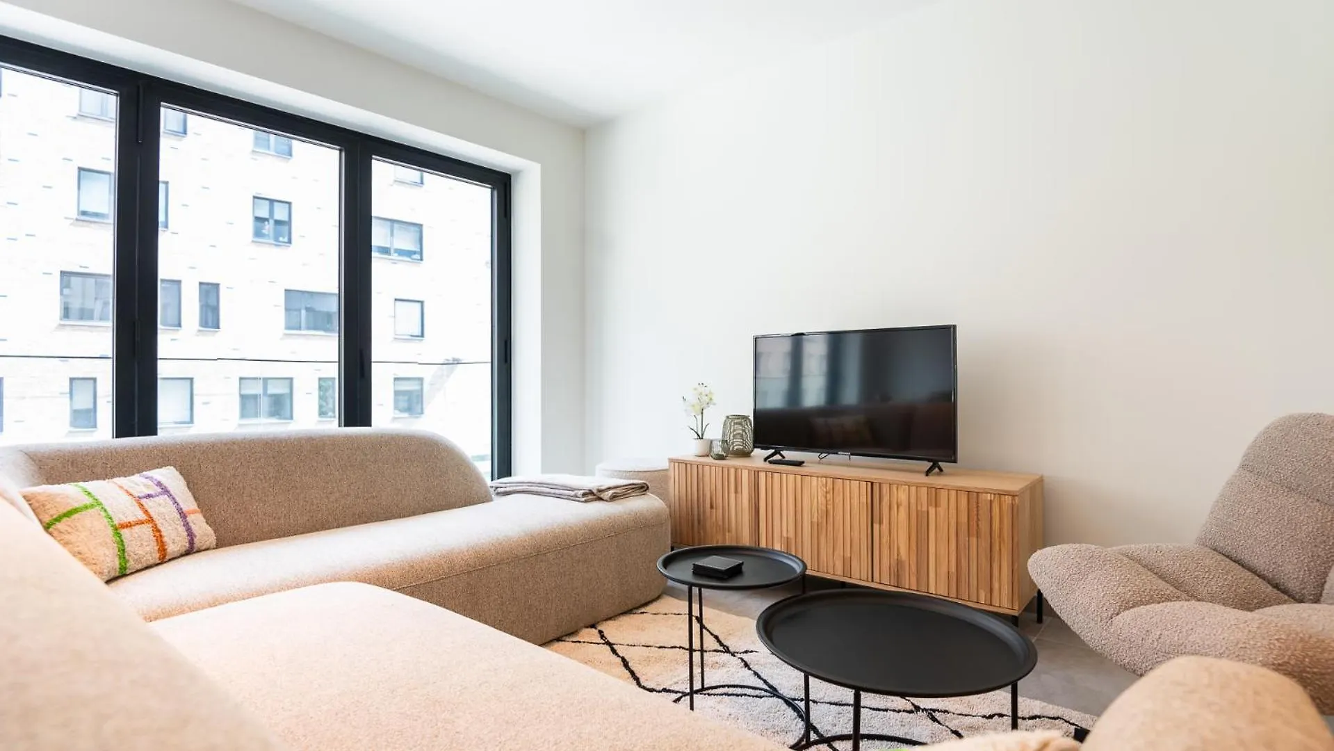 Central Situated Brand New Apartment For 5 Ostende