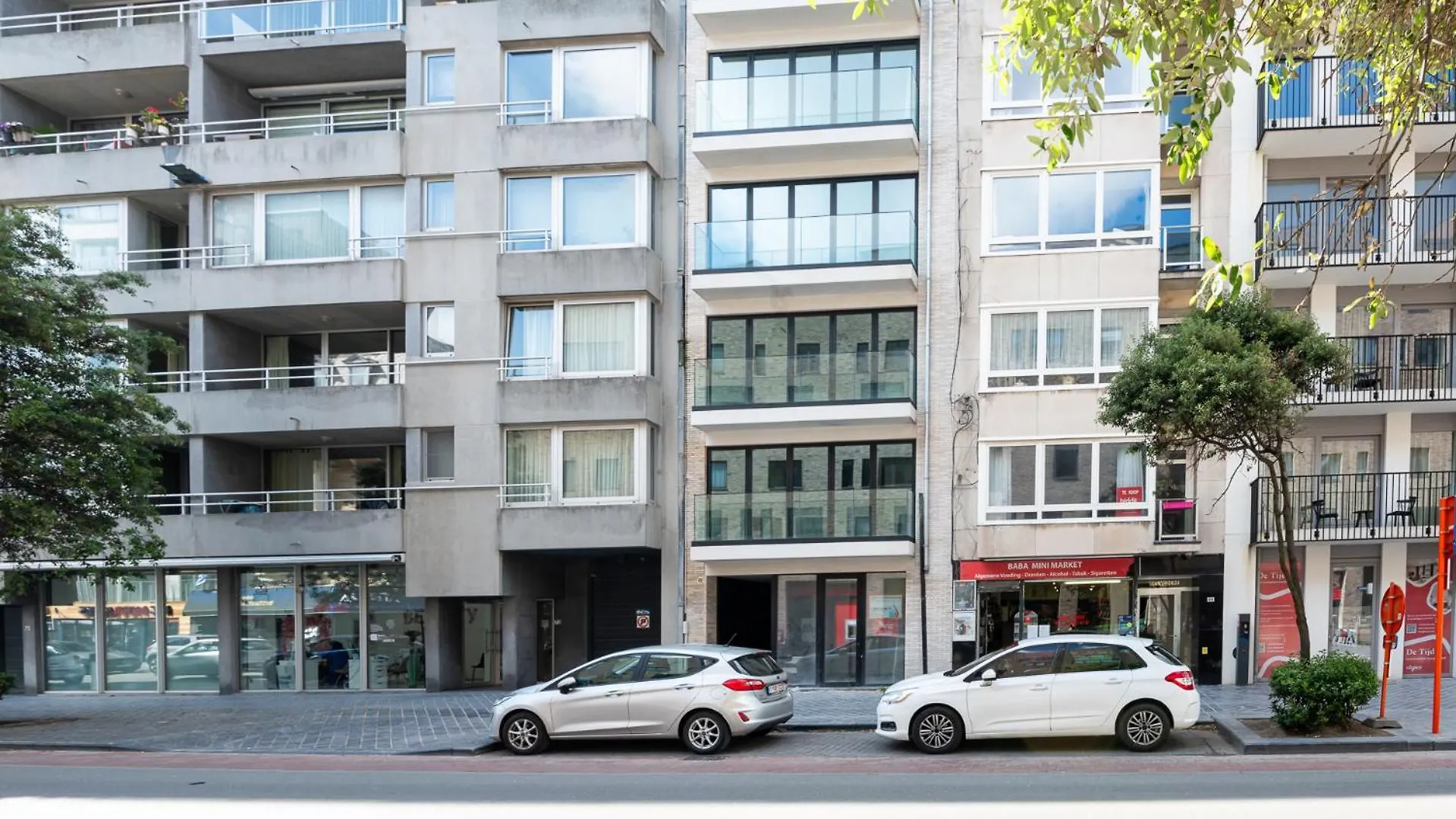 Central Situated Brand New Apartment For 5 Ostende